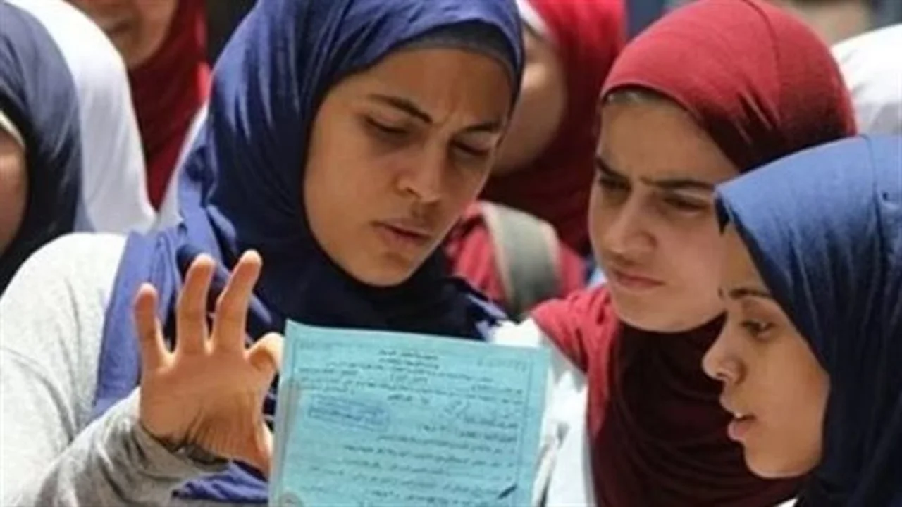 امتحانات الثانوية العامة 2026.. مواعيد المواد العلمية والأدبية المثيرة